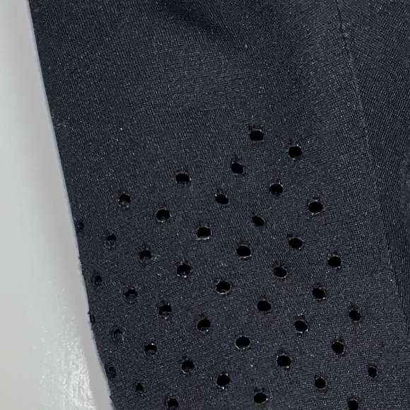 Lululemon Reflective Jacket Windbreaker Mens Size M Black Ventilated Full Zip - Picture 9 of 11